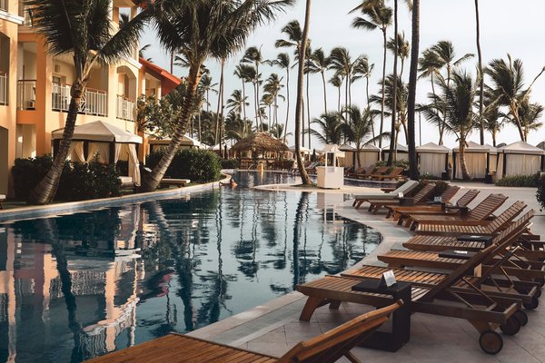 Swimming Pool — lodges in Tanzania