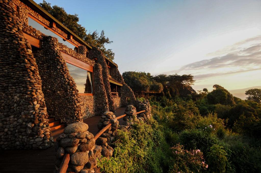 Morning in Ndutu – Drive to Ngorongoro Crater Rim — Ngorongoro