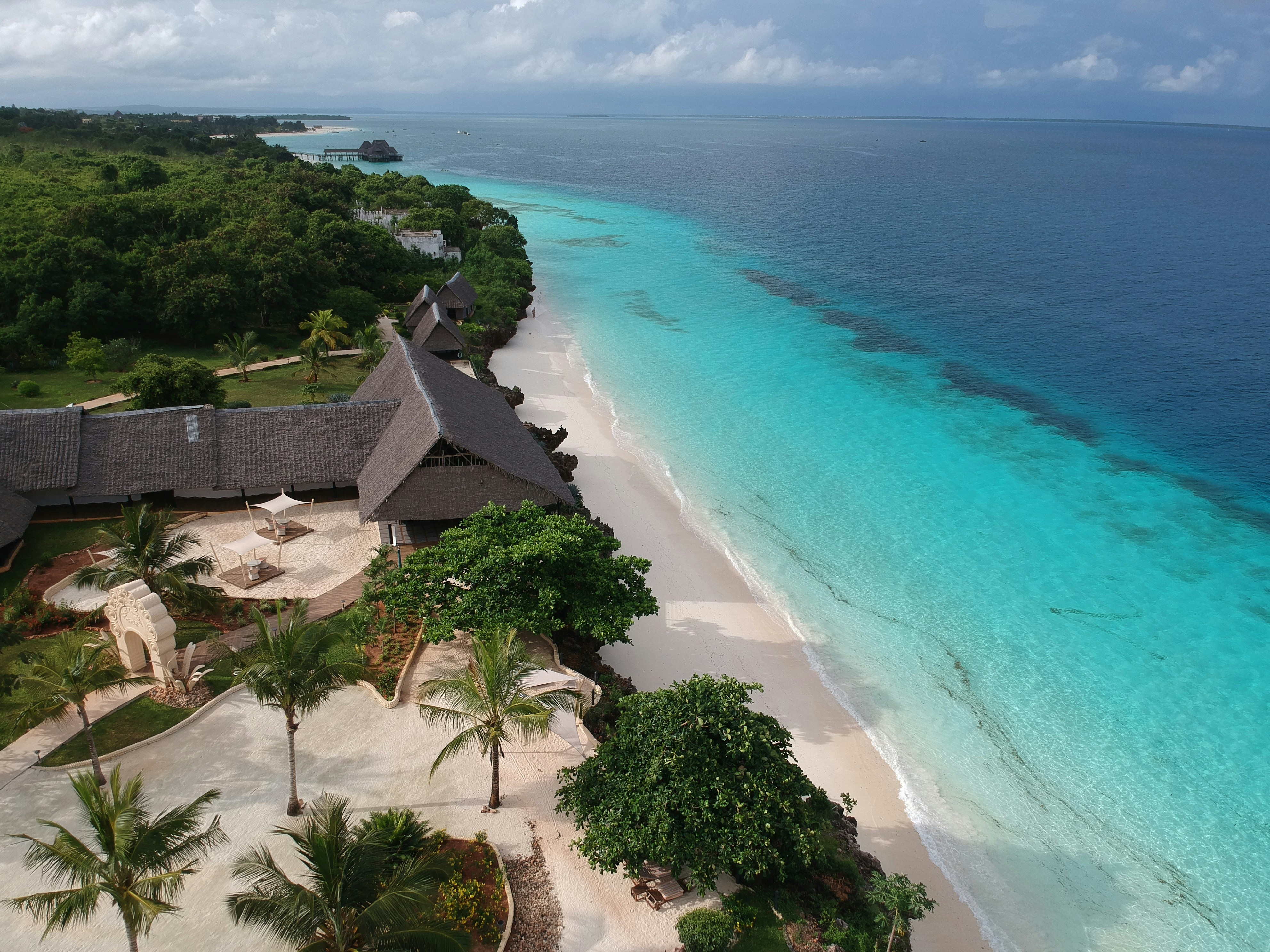 Fly to Zanzibar – Begin Your Luxury Beach Holiday