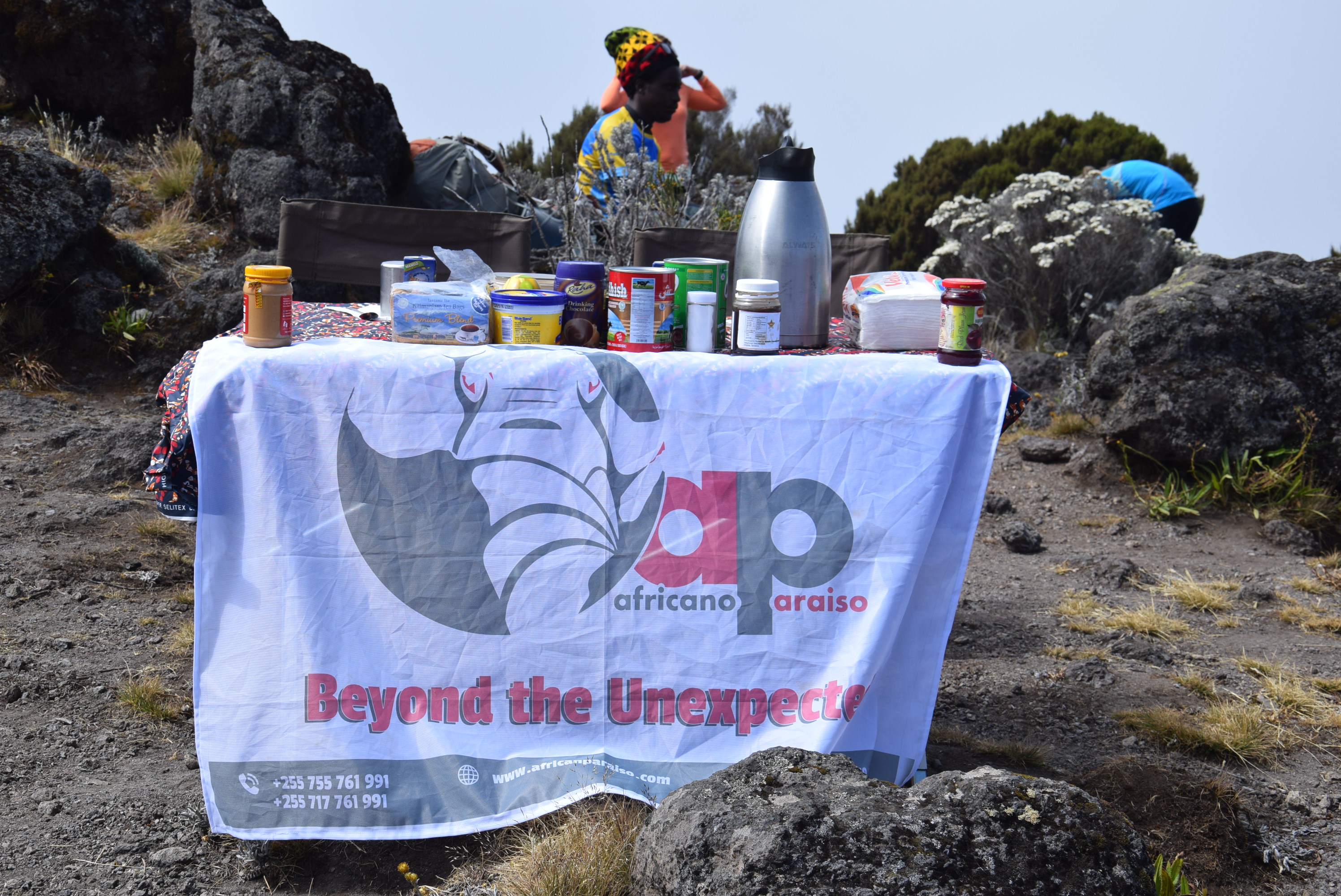 Kibo Huts (4,720 m) → Uhuru Peak (5,895 m) → Horombo Huts (3,720 m)